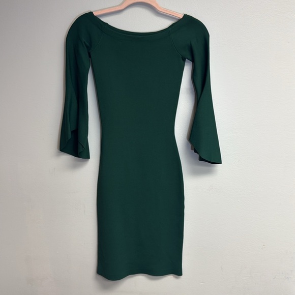 NWOT Rachel Rachel Roy Elegant Green Off-Shoulder Dress XS - Picture 3 of 7